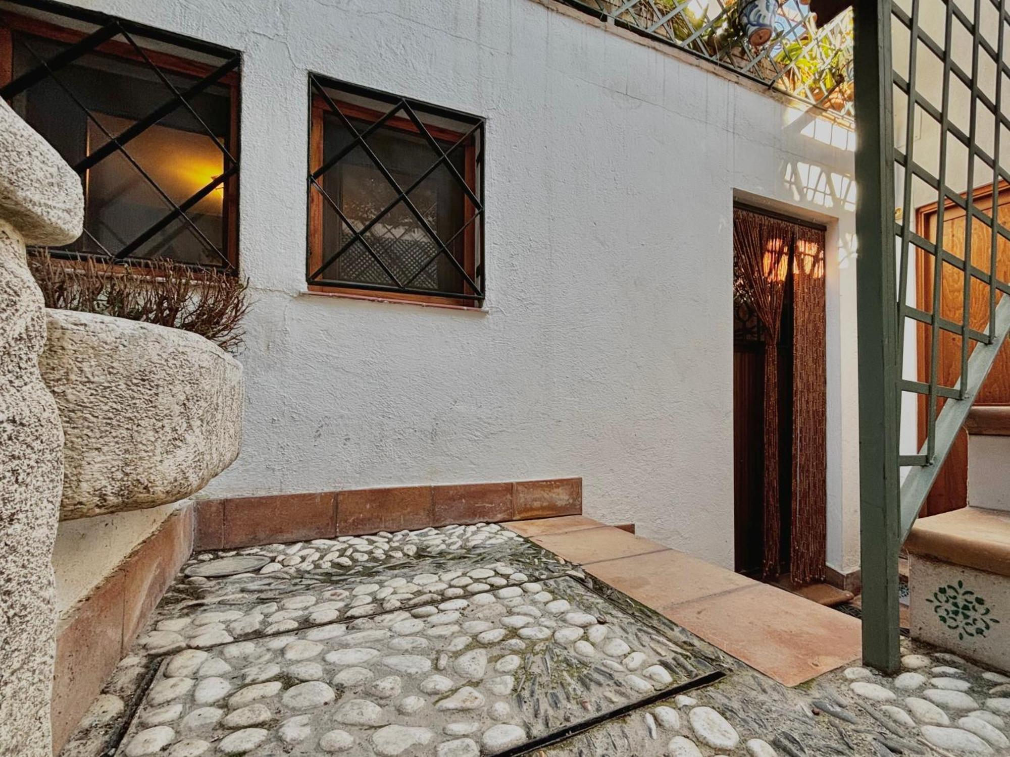 Comfort Breather - El Laurel Granada Exterior photo